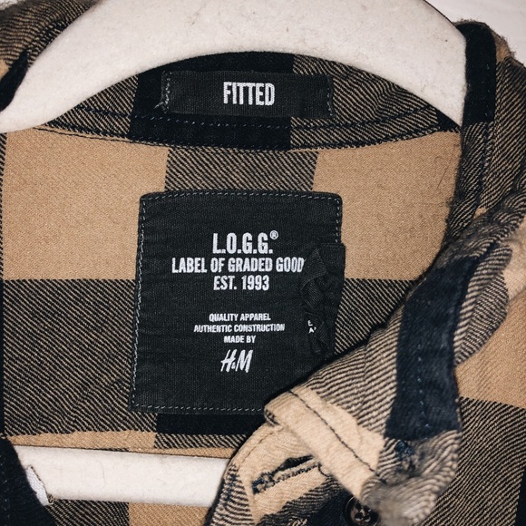 super cute fall flannel 🍂 - Picture 2 of 2